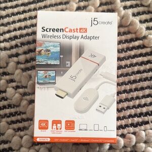 ScreenCast 4K Wireless Display Adapter - White
